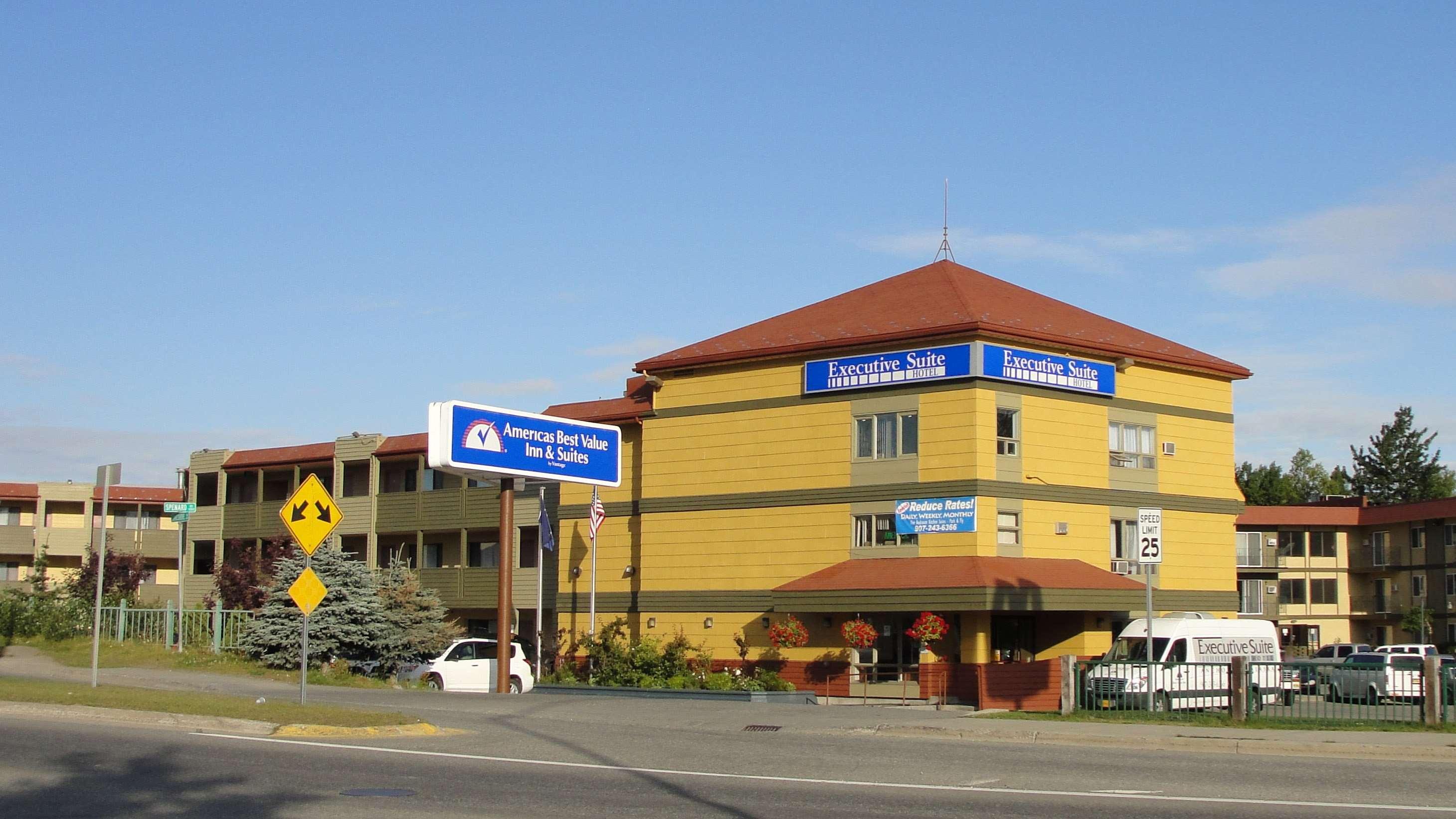 Americas Best Value Inn & Suites Anchorage Airport Exterior photo