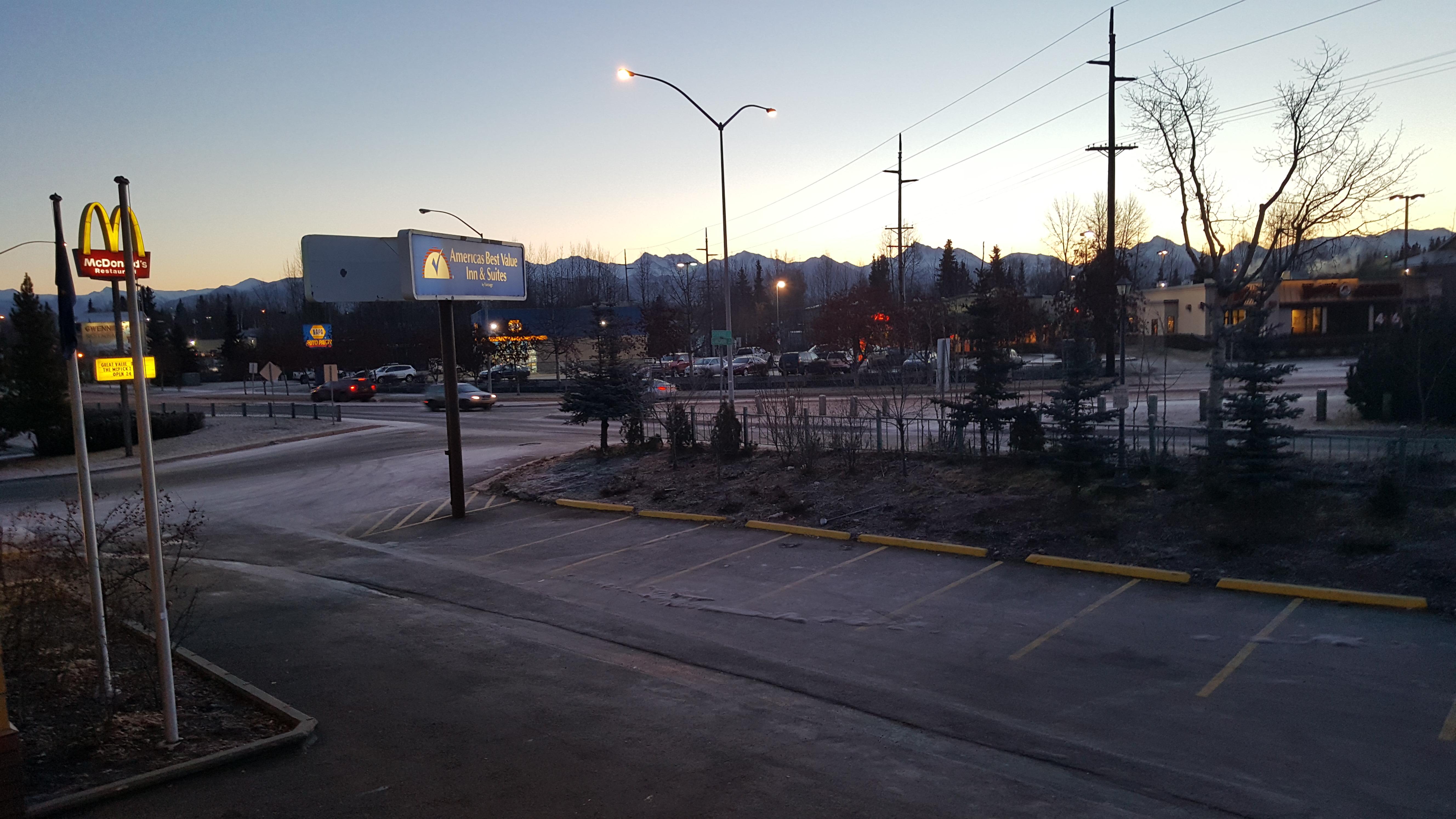 Americas Best Value Inn & Suites Anchorage Airport Exterior photo